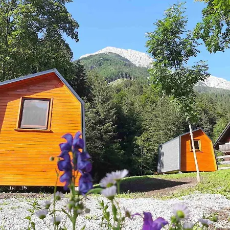 & Glamping Grintovec *