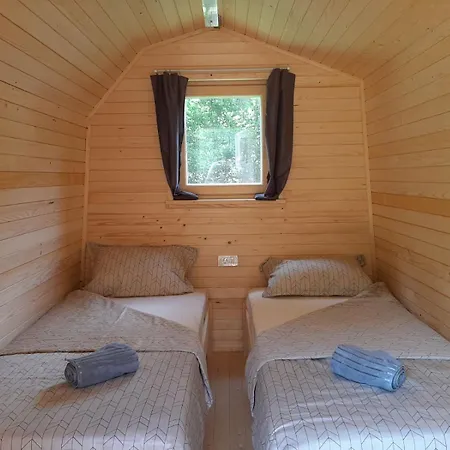 & Glamping Grintovec