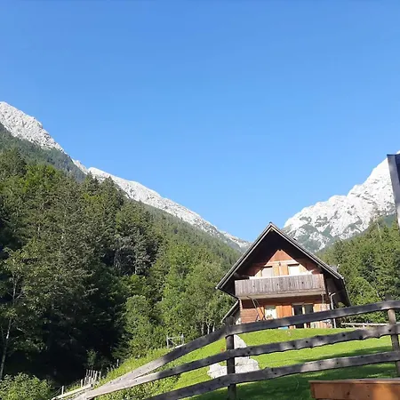 & Glamping Grintovec *