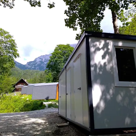 & Glamping Grintovec *