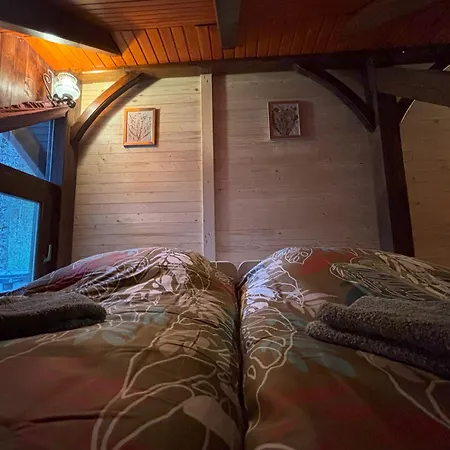 & Glamping Grintovec Luksuzni šotor Preddvor