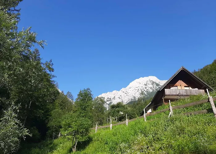 & Glamping Grintovec Luxury tent *