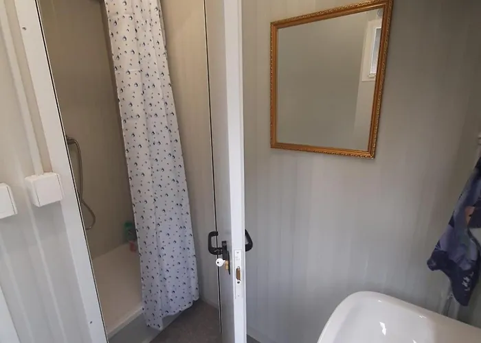 & Glamping Grintovec Luxe tent Preddvor