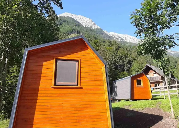 & Glamping Grintovec