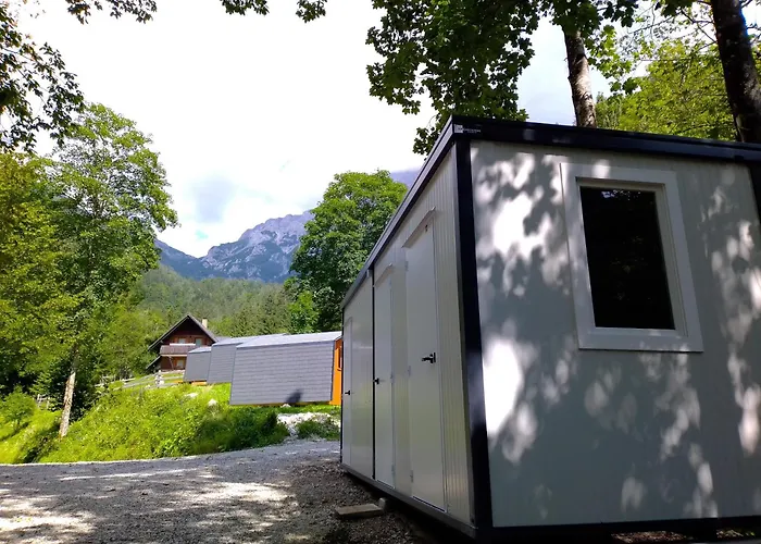 & Glamping Grintovec *